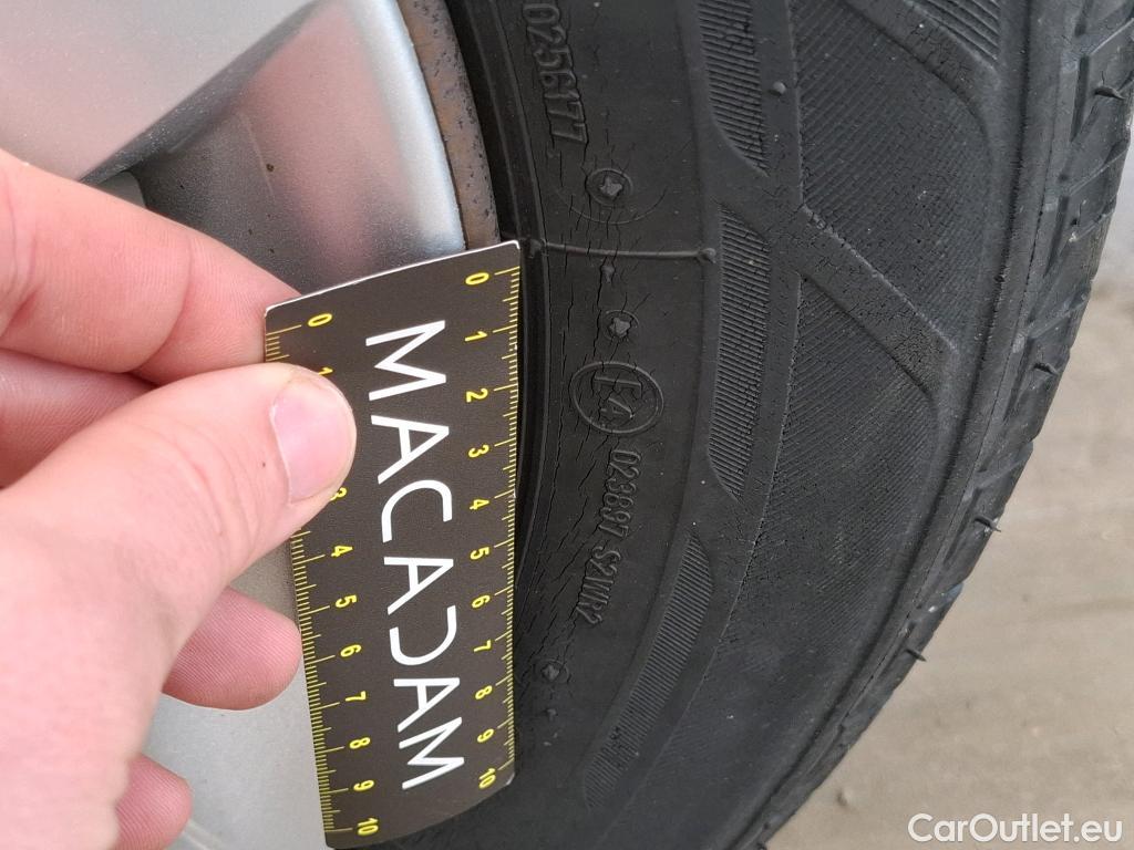  Renault  Clio  IV Air MediaNav 1.5 dCi 90CV BVM5 E6 #6