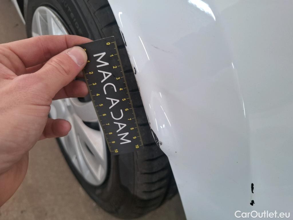  Renault  Clio  IV Air MediaNav 1.5 dCi 75CV BVM5 E6 #16