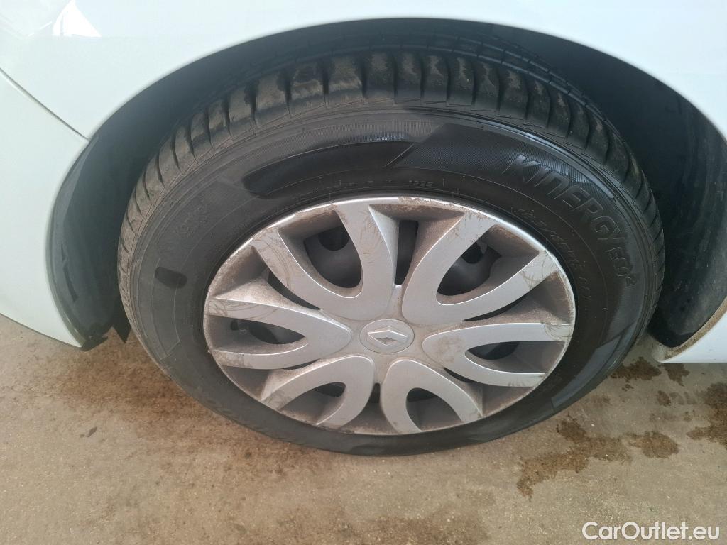  Renault  Clio  IV Air MediaNav 1.5 dCi 75CV BVM5 E6 #60