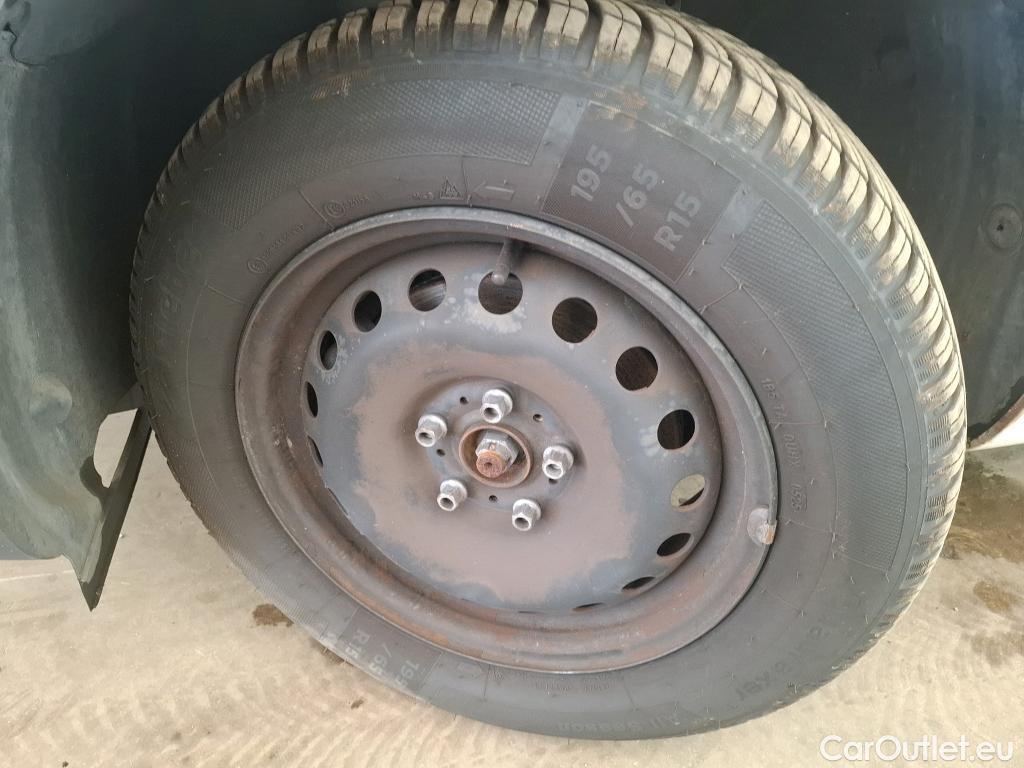  Renault  Kangoo  II Express Grand Confort (L1) 1.5 dCi 80CV BVM6 E6dT #69