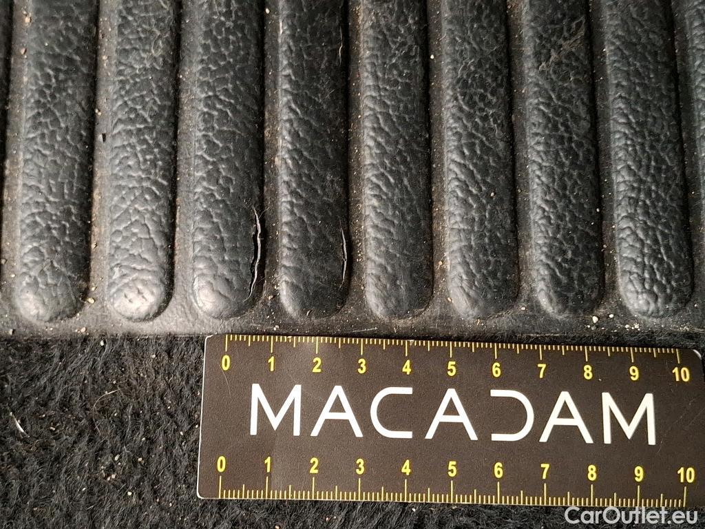  Renault  Clio  IV Air MediaNav 1.5 dCi 90CV BVM5 E6 #9