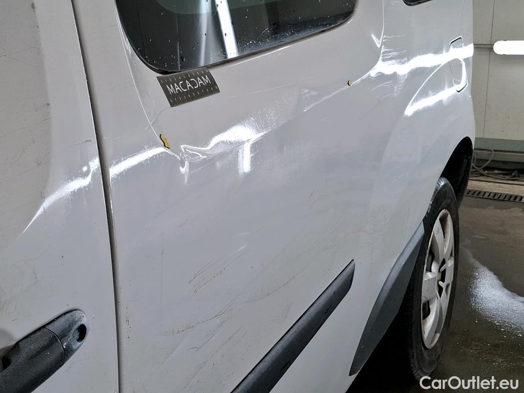  Renault  Kangoo  Express Maxi Grand Confort - Cab. Appr. 1.5 dCi 90CV BVM5 E6 #9
