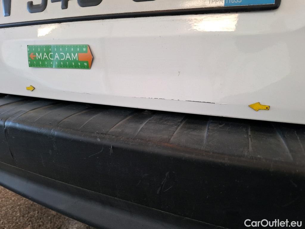  Renault  Kangoo RENAULT  Express / 2013 / 4P / Fourgonnette Gd Volume Gd Confort - Blue dCi 95 #18