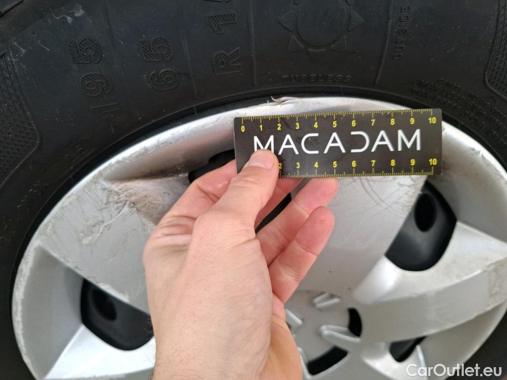  Renault  Kangoo  II Express Maxi Extra (Série Spéciale) 1.5 dCi 95CV BVM6 E6dT #50