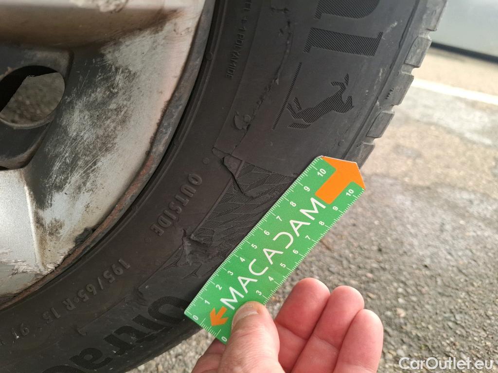  Renault  Kangoo RENAULT  Express / 2013 / 4P / Fourgonnette Gd Volume Gd Confort - Blue dCi 95 #45