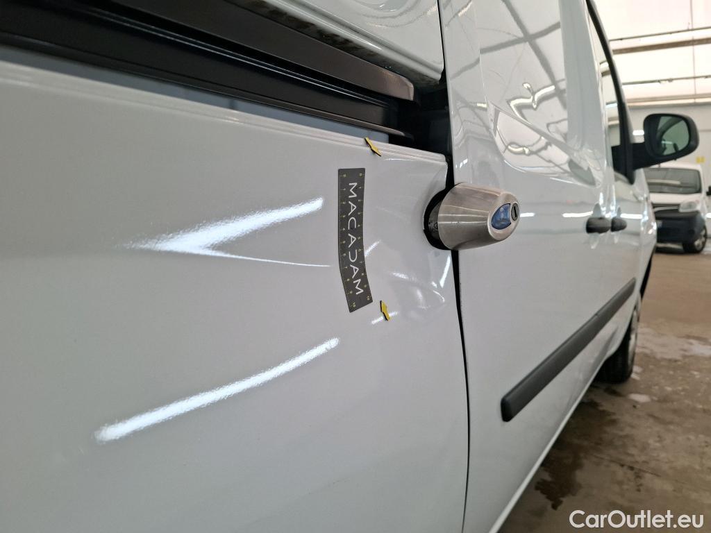  Renault  Kangoo  II Express Maxi Extra (Série Spéciale) 1.5 dCi 95CV BVM6 E6dT #4