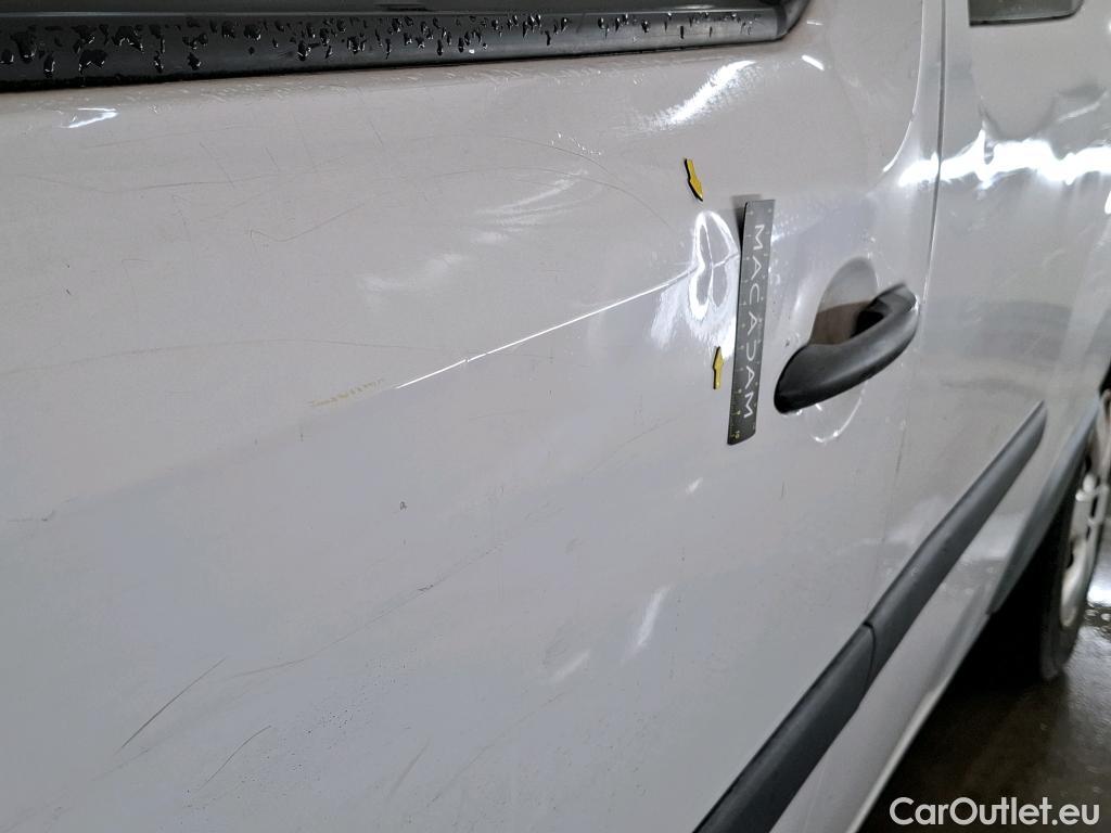  Renault  Kangoo  Express Maxi Grand Confort - Cab. Appr. 1.5 dCi 90CV BVM5 E6 #15