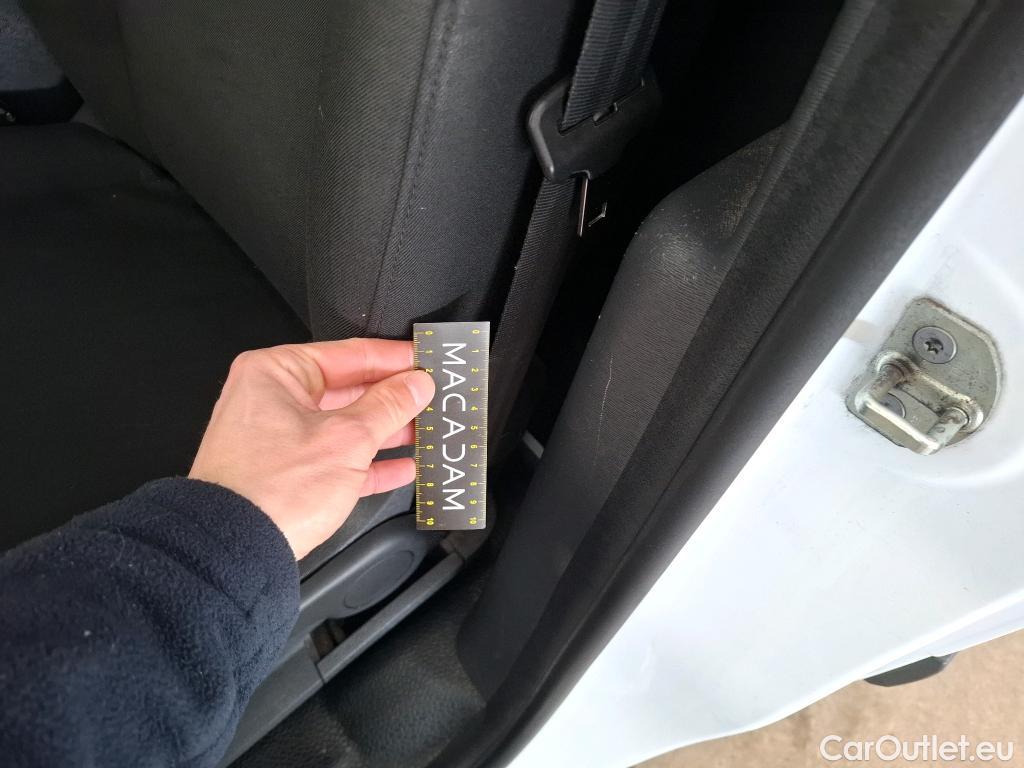  Renault  Kangoo  II Express Maxi Extra (Série Spéciale) 1.5 dCi 95CV BVM6 E6dT #63