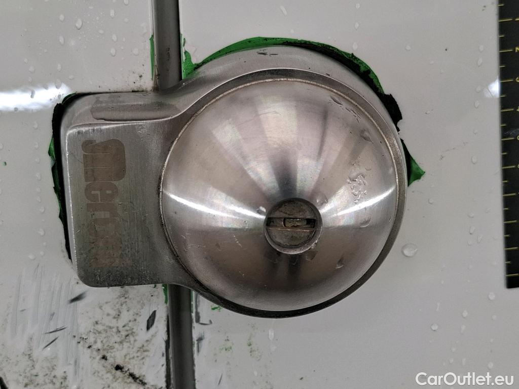  Volkswagen  Crafter  Fourgon e- 35 Fourgon mittellang Hochdach FWD 35kWh BVA #122