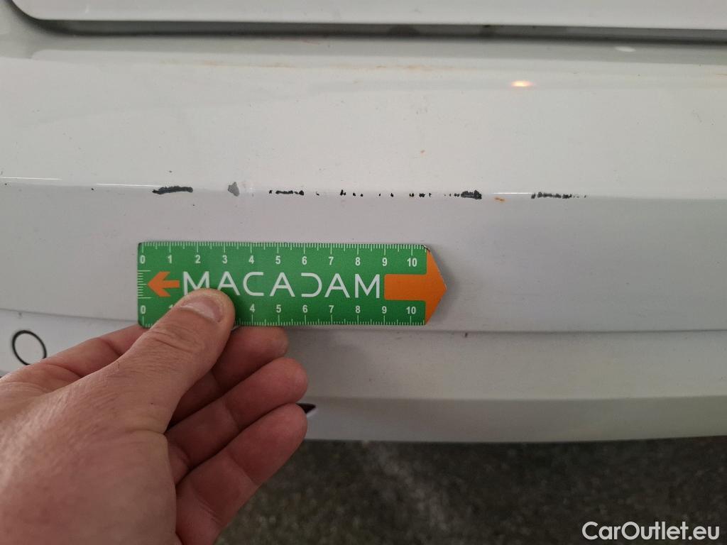  Volkswagen  Caddy VOLKSWAGEN  Van / 2015 / 4P / Fourgonnette 2.0 TDI 1224MOTION Business Line Plus #6