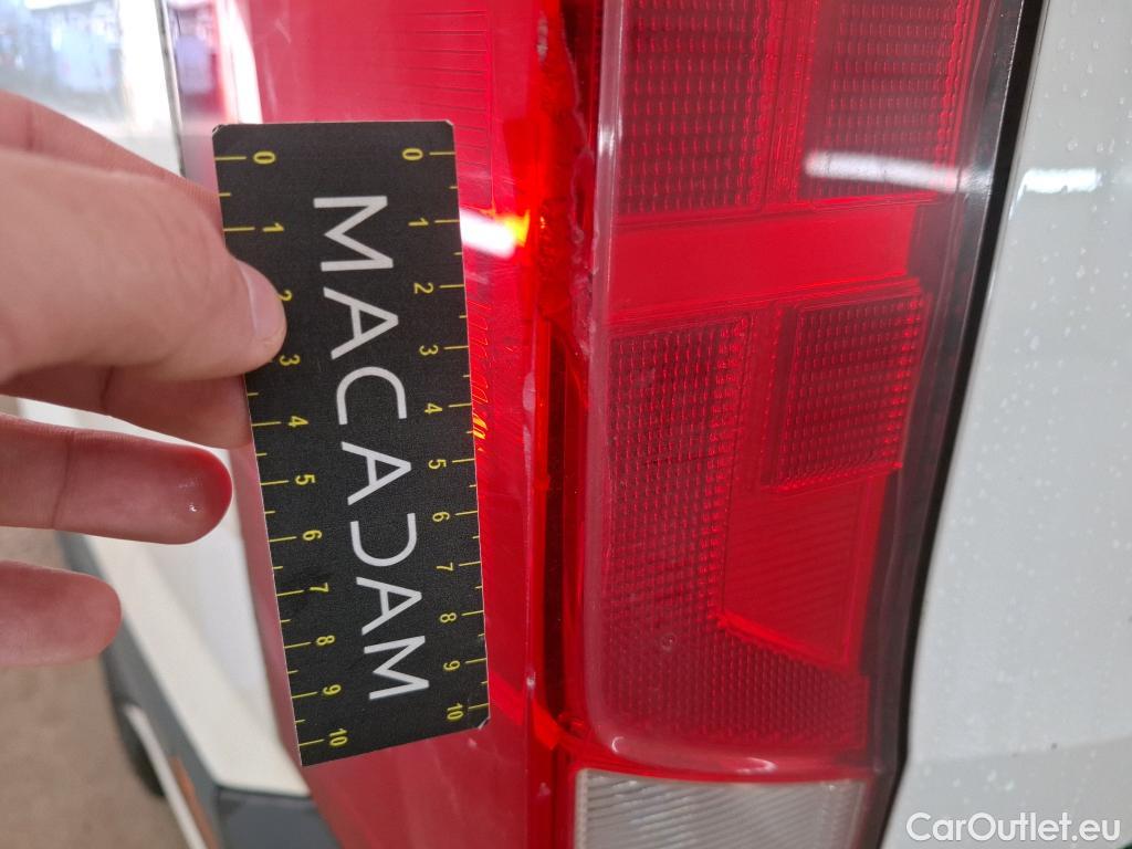  Volkswagen  Crafter  Fourgon e- 35 Fourgon mittellang Hochdach FWD 35kWh BVA #145