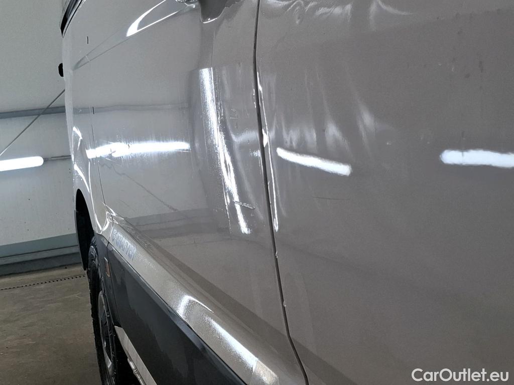  Volkswagen  Crafter  Fourgon e- 35 Fourgon mittellang Hochdach FWD 35kWh BVA #112