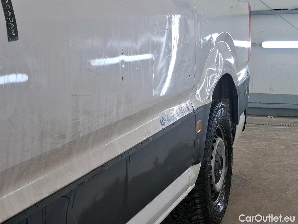  Volkswagen  Crafter  Fourgon e- 35 Fourgon mittellang Hochdach FWD 35kWh BVA #73