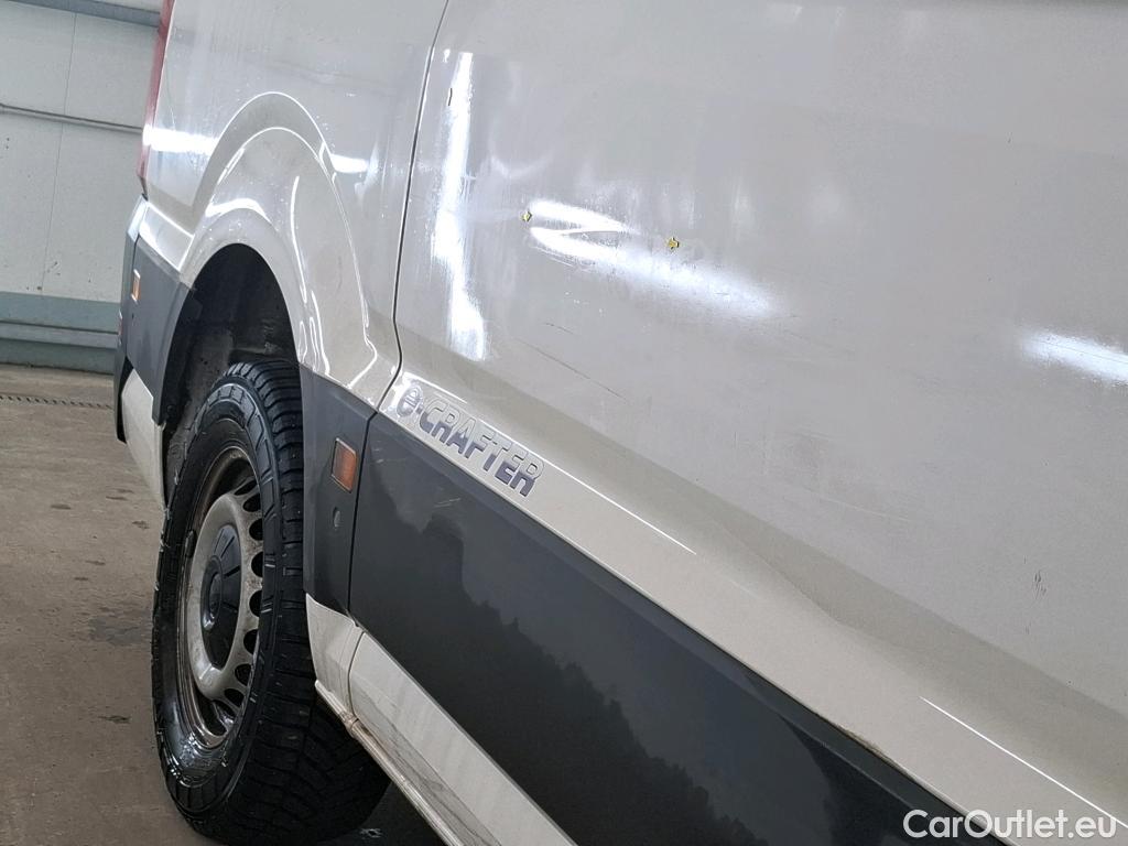  Volkswagen  Crafter  Fourgon e- 35 Fourgon mittellang Hochdach FWD 35kWh BVA #113