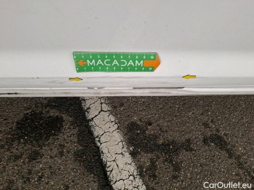  Volkswagen  Caddy VOLKSWAGEN  Van / 2015 / 4P / Fourgonnette 2.0 TDI 75 Business Line #6