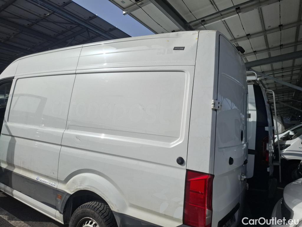  Volkswagen  Crafter  Fourgon e- 35 Fourgon mittellang Hochdach FWD 35kWh BVA #19