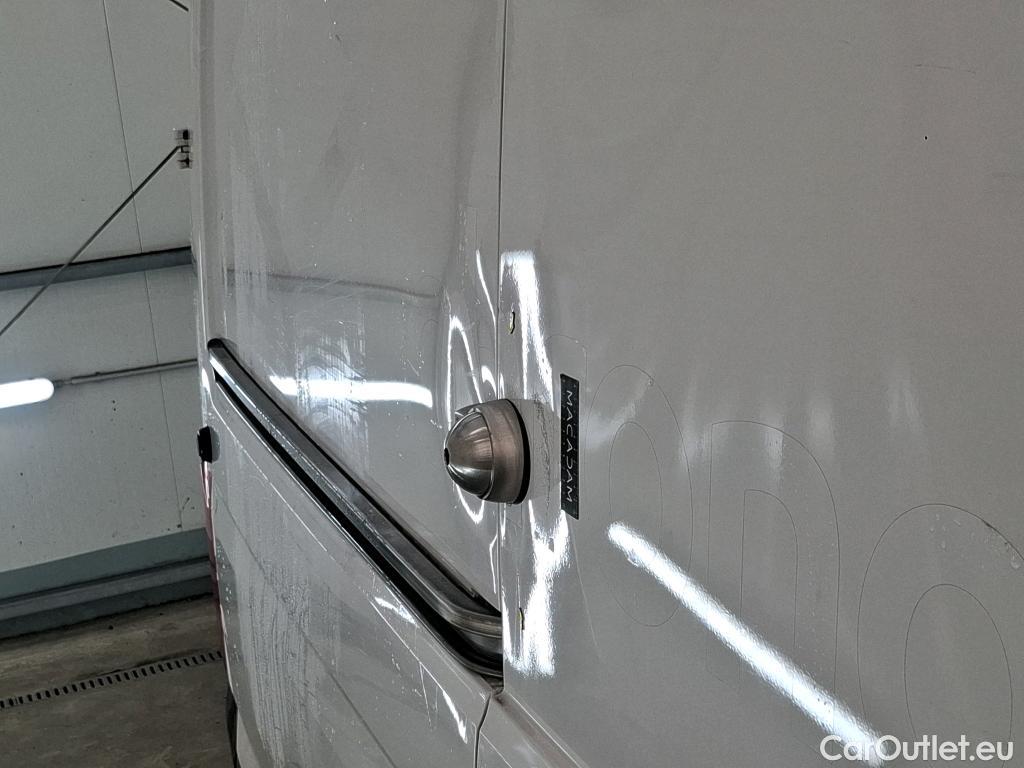  Volkswagen  Crafter  Fourgon e- 35 Fourgon mittellang Hochdach FWD 35kWh BVA #101