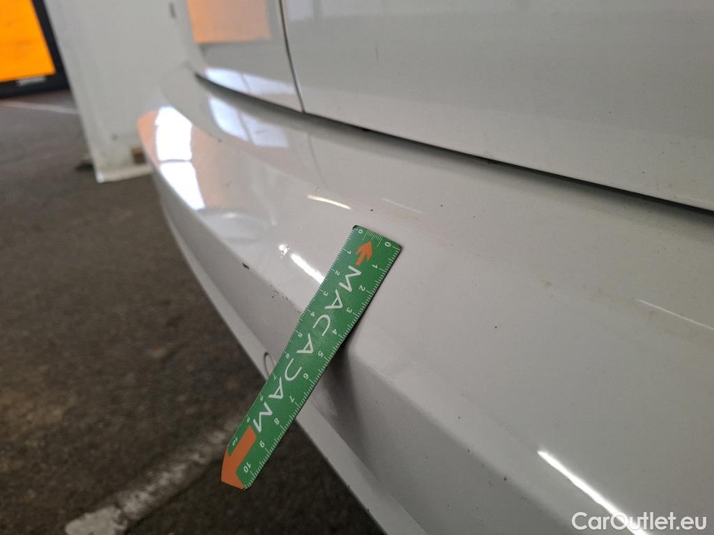  Volkswagen  Caddy VOLKSWAGEN  Van / 2015 / 4P / Fourgonnette 2.0 TDI 1224MOTION Business Line Plus #10