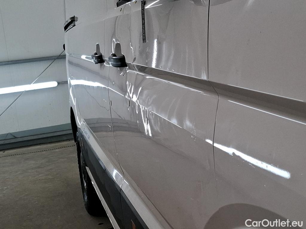  Volkswagen  Crafter  Fourgon e- 35 Fourgon mittellang Hochdach FWD 35kWh BVA #47