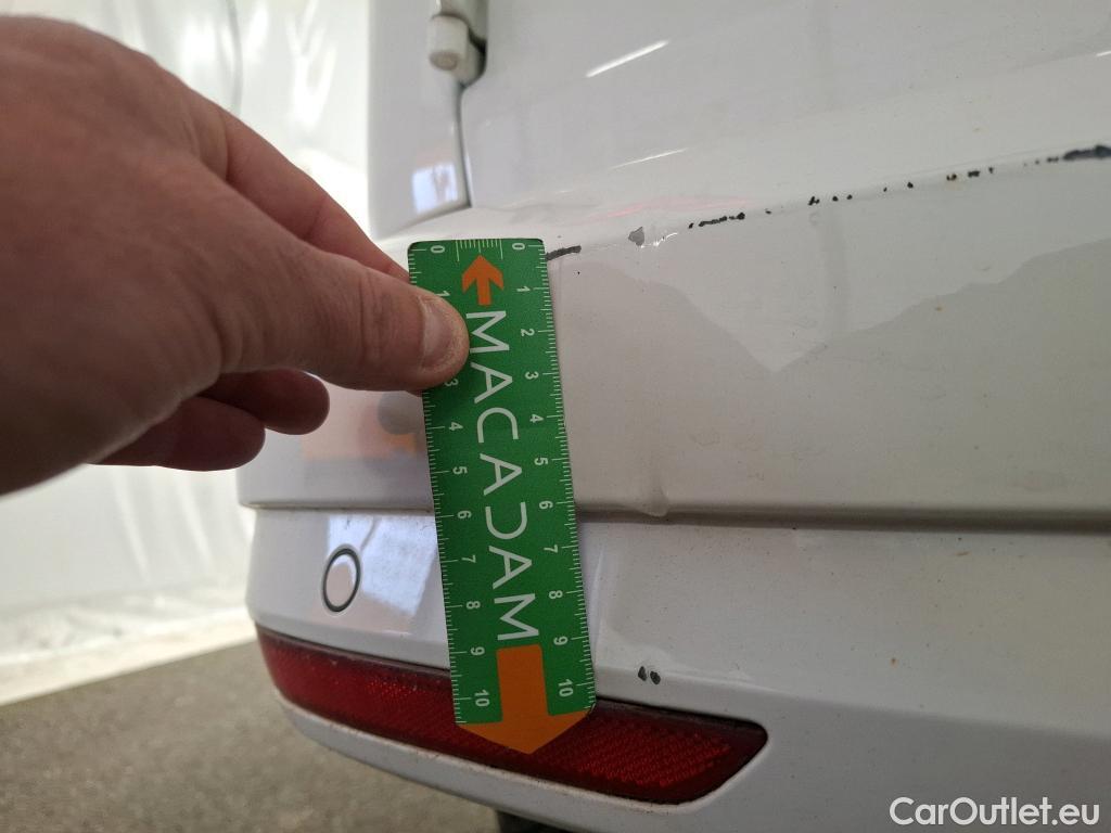  Volkswagen  Caddy VOLKSWAGEN  Van / 2015 / 4P / Fourgonnette 2.0 TDI 1224MOTION Business Line Plus #7