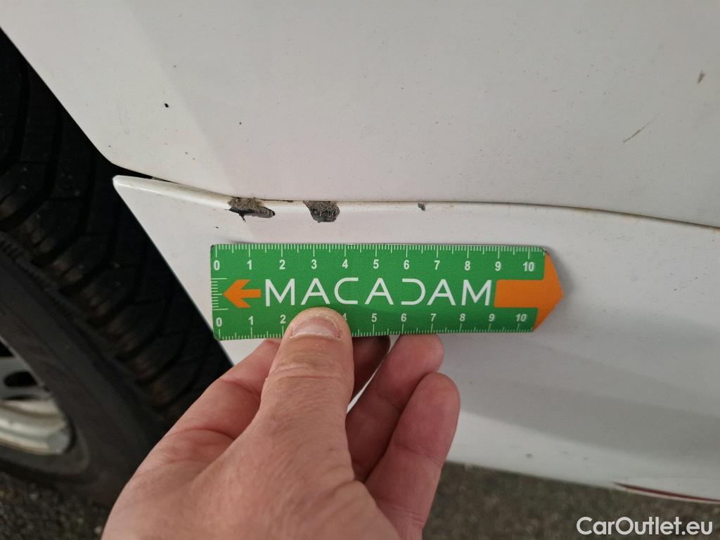  Volkswagen  Caddy VOLKSWAGEN  Van / 2015 / 4P / Fourgonnette 2.0 TDI 1224MOTION Business Line Plus #9