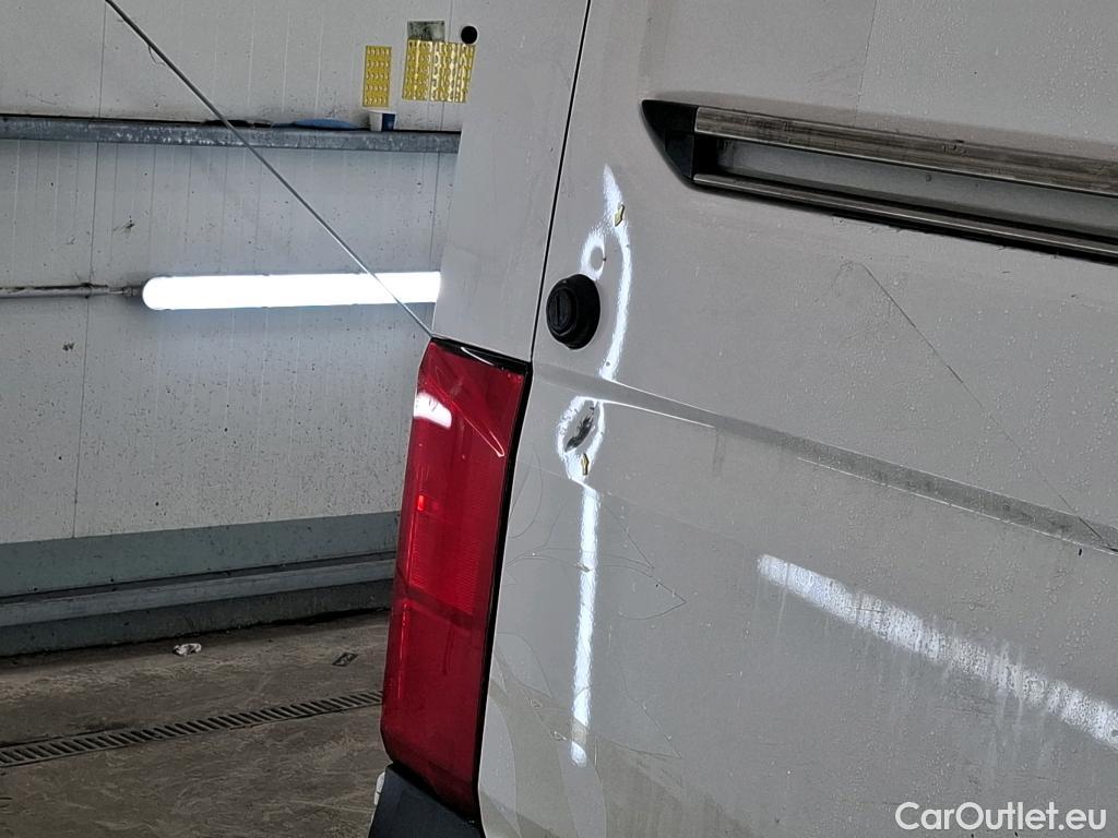  Volkswagen  Crafter  Fourgon e- 35 Fourgon mittellang Hochdach FWD 35kWh BVA #26