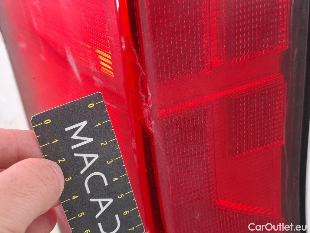  Volkswagen  Crafter  Fourgon e- 35 Fourgon mittellang Hochdach FWD 35kWh BVA #144