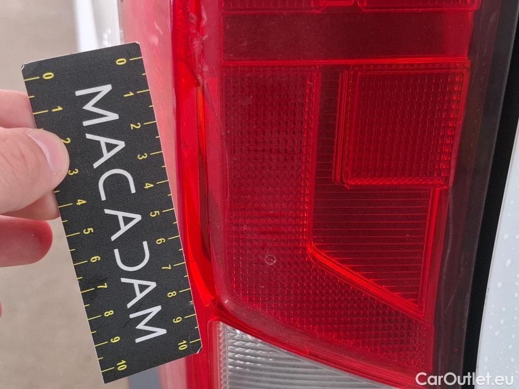  Volkswagen  Crafter  Fourgon e- 35 Fourgon mittellang Hochdach FWD 35kWh BVA #143