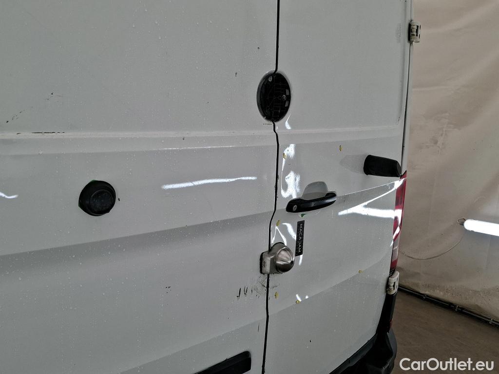  Volkswagen  Crafter  Fourgon e- 35 Fourgon mittellang Hochdach FWD 35kWh BVA #31