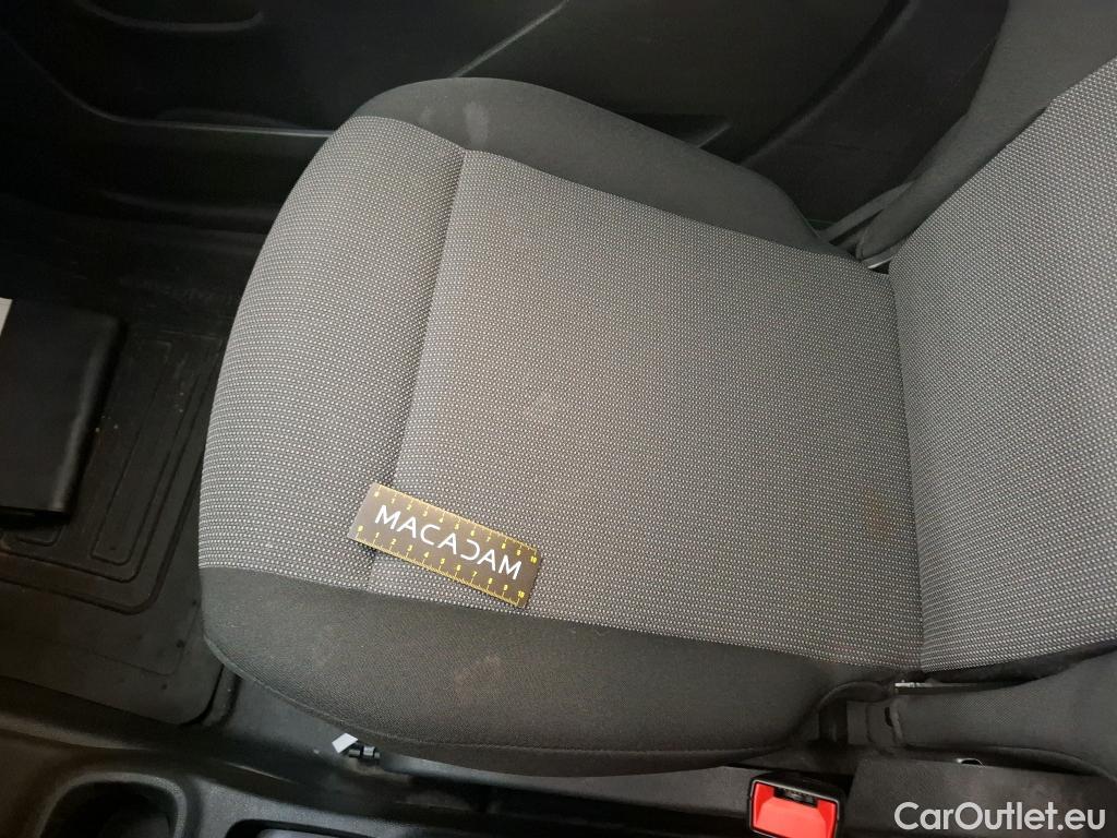  Toyota  Proace TOYOTA  City / 2019 / 5P / Fourgonnette 1.5 Long 130 D-4D Active Auto Cabine App #7