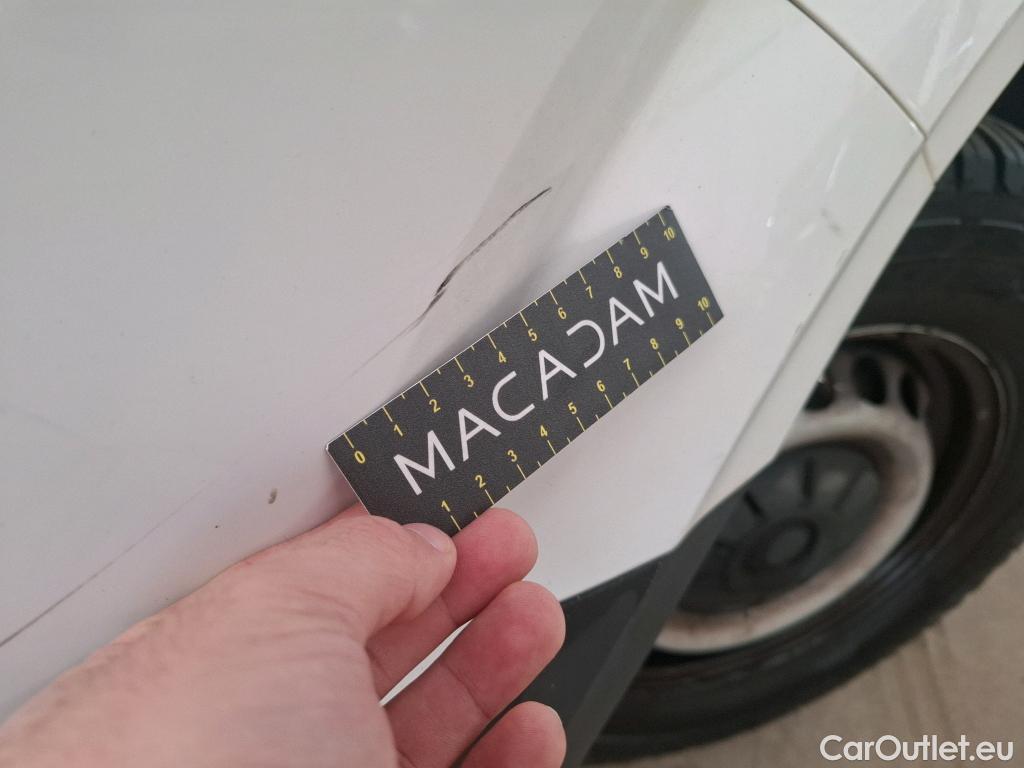  Volkswagen  Crafter  Fourgon e- 35 Fourgon mittellang Hochdach FWD 35kWh BVA #154