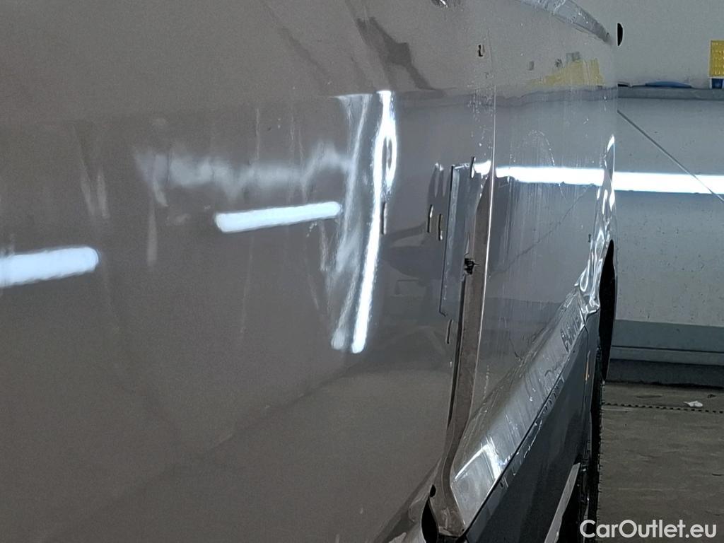  Volkswagen  Crafter  Fourgon e- 35 Fourgon mittellang Hochdach FWD 35kWh BVA #139