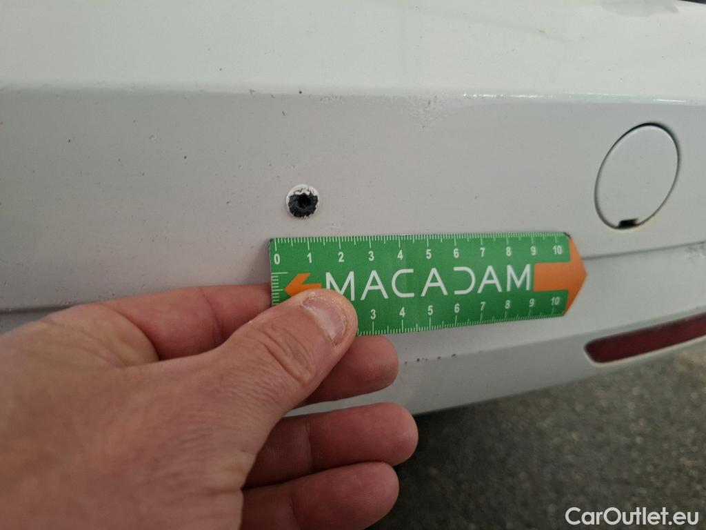  Volkswagen  Caddy VOLKSWAGEN  Van / 2015 / 4P / Fourgonnette 2.0 TDI 1224MOTION Business Line Plus #2