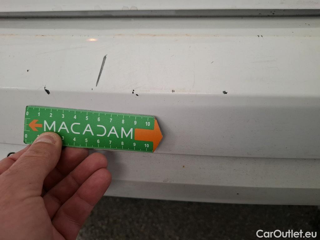  Volkswagen  Caddy VOLKSWAGEN  Van / 2015 / 4P / Fourgonnette 2.0 TDI 1224MOTION Business Line Plus #4