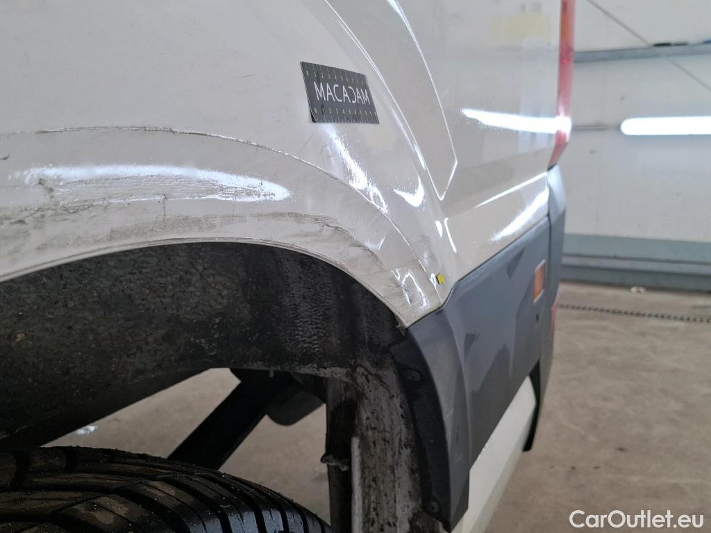  Volkswagen  Crafter  Fourgon e- 35 Fourgon mittellang Hochdach FWD 35kWh BVA #13