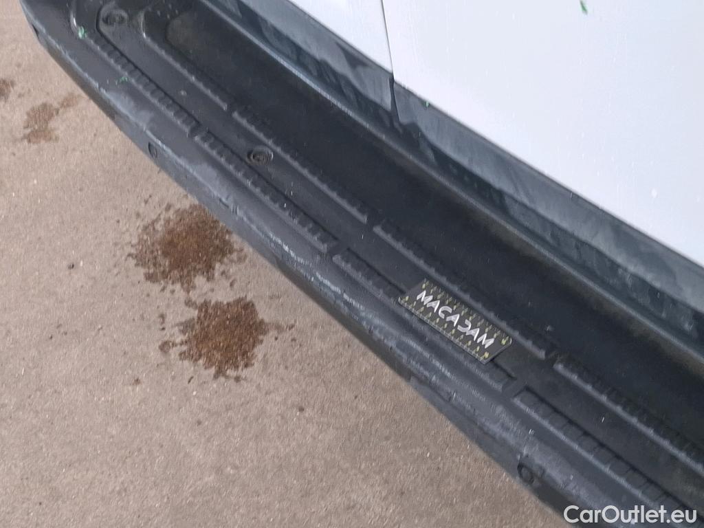  Volkswagen  Crafter  Fourgon e- 35 Fourgon mittellang Hochdach FWD 35kWh BVA #70