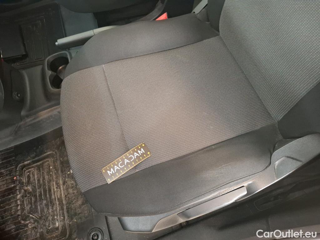  Toyota  Proace TOYOTA  City / 2019 / 5P / Fourgonnette 1.5 Long 130 D-4D Active Auto Cabine App #8