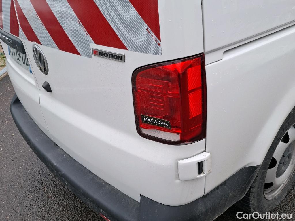  Volkswagen  Transporter VOLKSWAGEN  / 2019 / 4P / Fourgon tôlé 2.0 TDi 150 4MO L1H1 Business Line #3