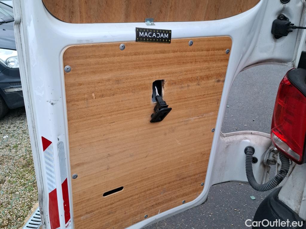  Volkswagen  Transporter VOLKSWAGEN  / 2019 / 4P / Fourgon tôlé 2.0 TDi 150 4MO L1H1 Business Line #15