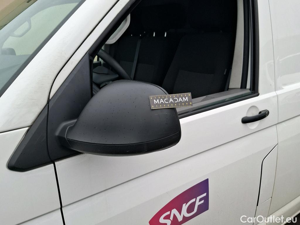  Volkswagen  Transporter VOLKSWAGEN  / 2019 / 4P / Fourgon tôlé 2.0 TDi 150 4MO L1H1 Business Line #17