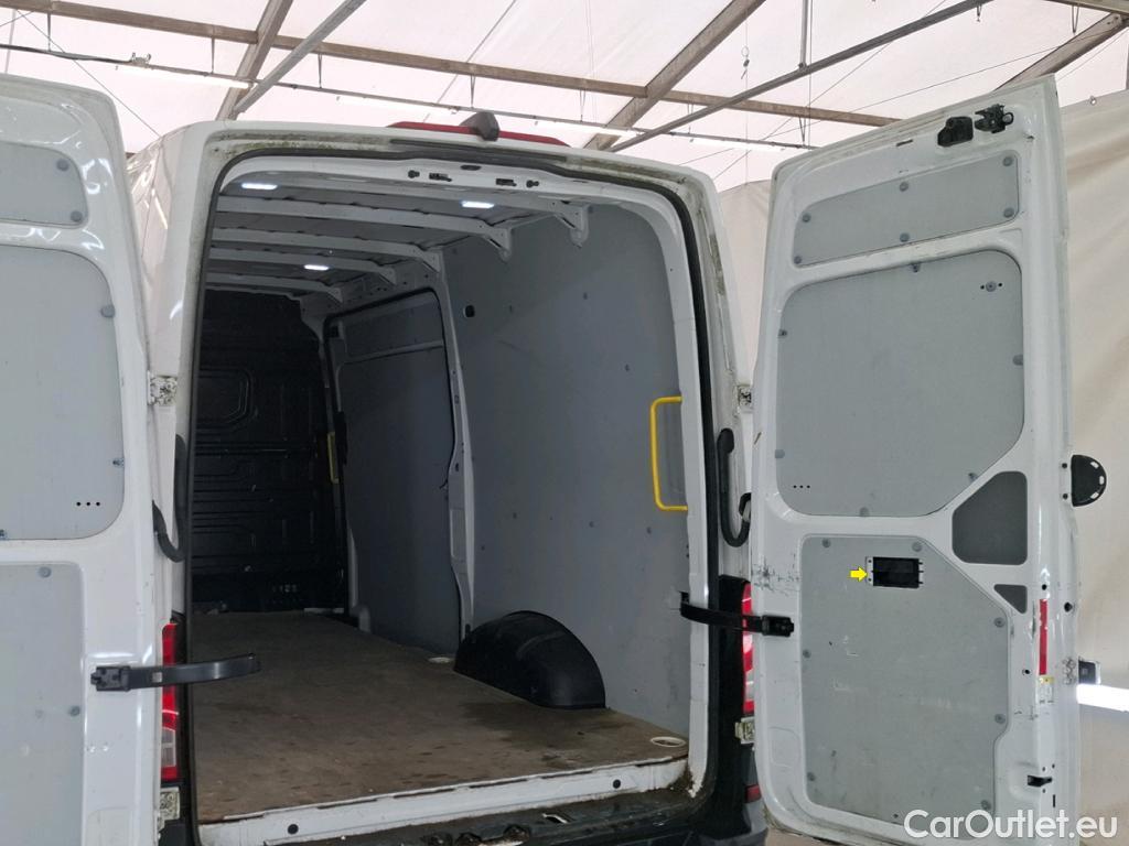  Volkswagen  Crafter  Fourgon e- 35 Fourgon mittellang Hochdach FWD 35kWh BVA #165