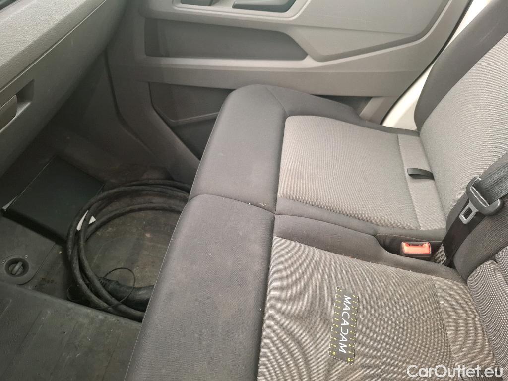  Volkswagen  Crafter  Fourgon e- 35 Fourgon mittellang Hochdach FWD 35kWh BVA #190