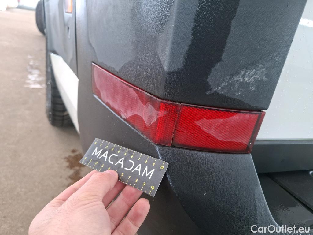  Volkswagen  Crafter  Fourgon e- 35 Fourgon mittellang Hochdach FWD 35kWh BVA #171