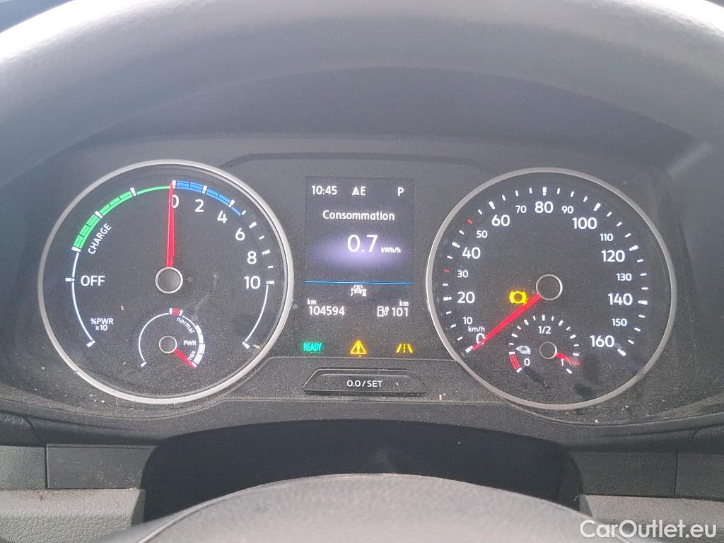  Volkswagen  Crafter  Fourgon e- 35 Fourgon mittellang Hochdach FWD 35kWh BVA #195