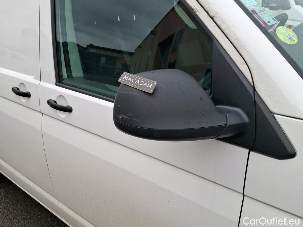  Volkswagen  Transporter VOLKSWAGEN  / 2019 / 4P / Fourgon tôlé 2.0 TDi 150 4MO L1H1 Business Line #21