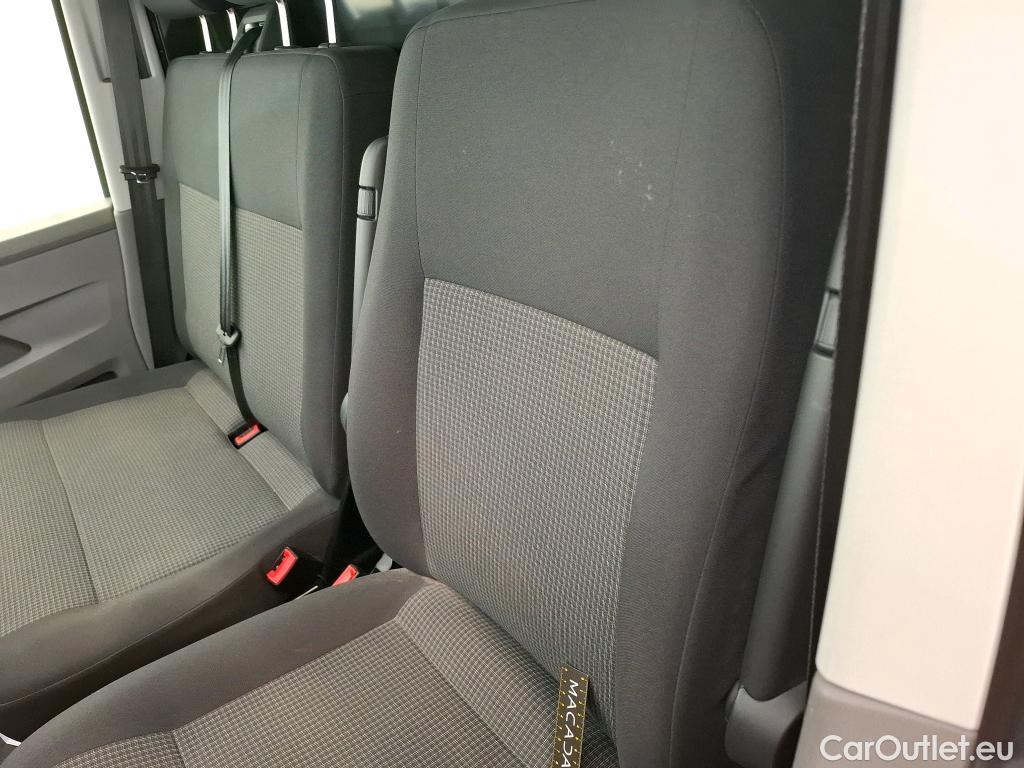  Volkswagen  Transporter VOLKSWAGEN  / 2019 / 4P / Fourgon tôlé 2.0 TDi 110 L1H1 Business #7