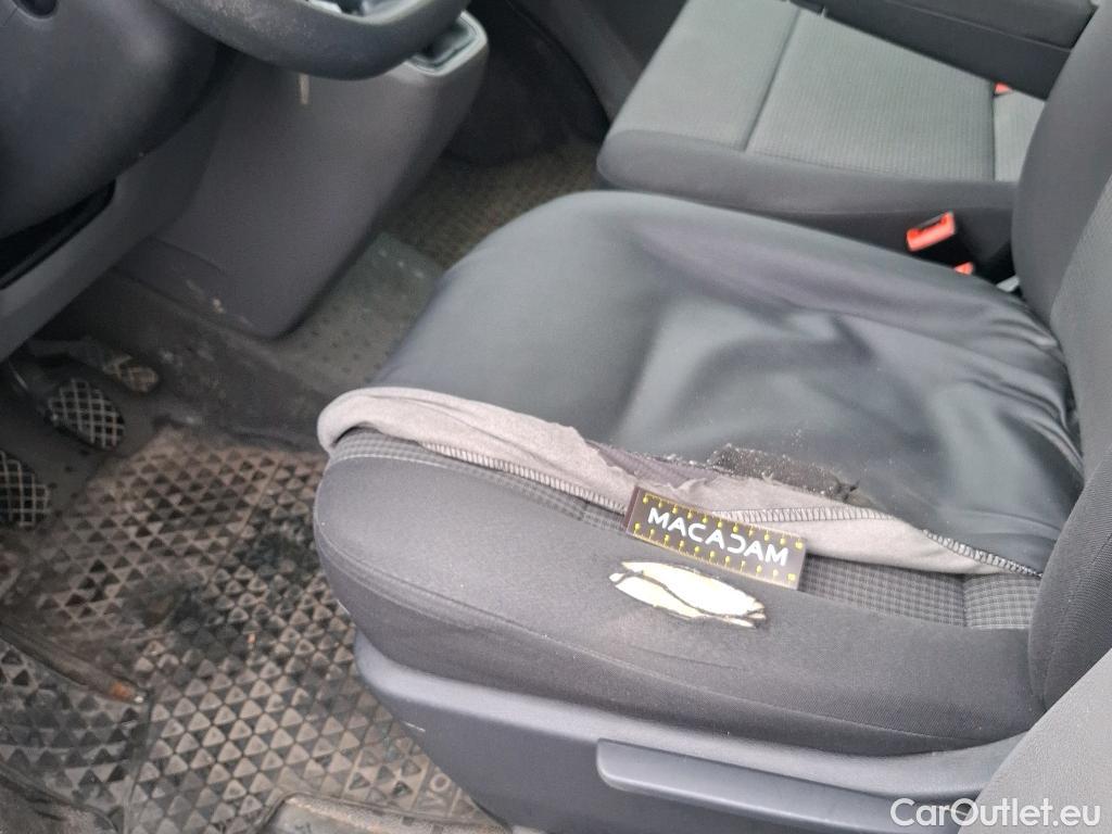  Volkswagen  Transporter VOLKSWAGEN  / 2019 / 4P / Fourgon tôlé 2.0 TDi 150 4MO L1H1 Business Line #1