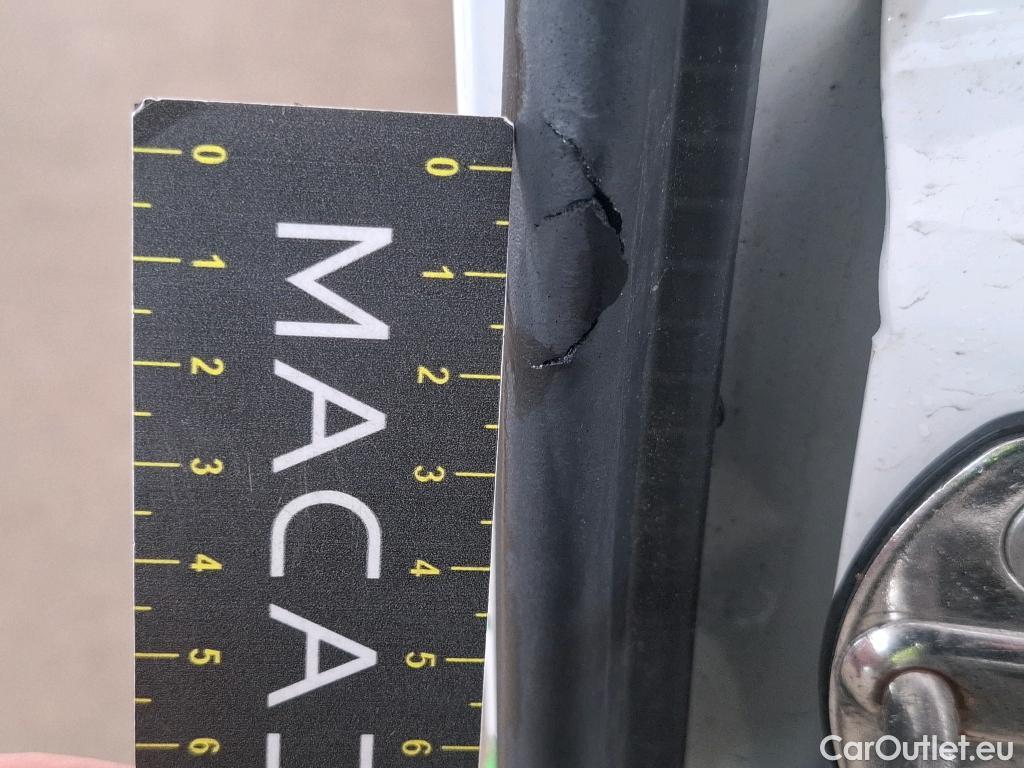  Volkswagen  Crafter  Fourgon e- 35 Fourgon mittellang Hochdach FWD 35kWh BVA #185