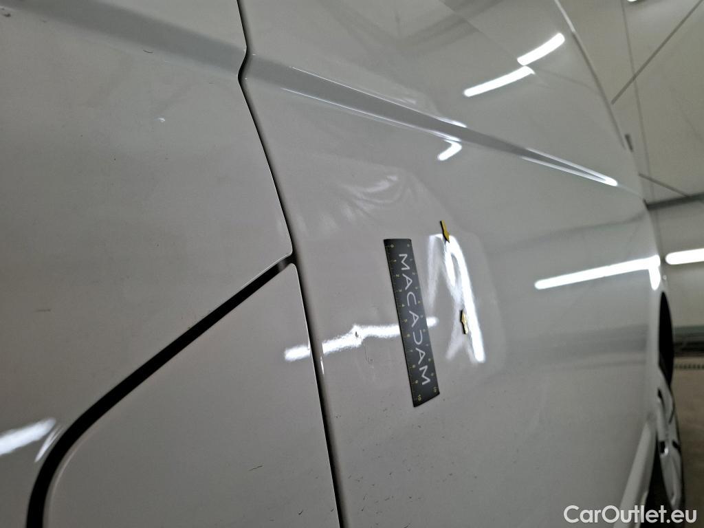  Volkswagen  Transporter VOLKSWAGEN  / 2019 / 4P / Fourgon tôlé 2.0 TDi 110 L1H1 Business #4