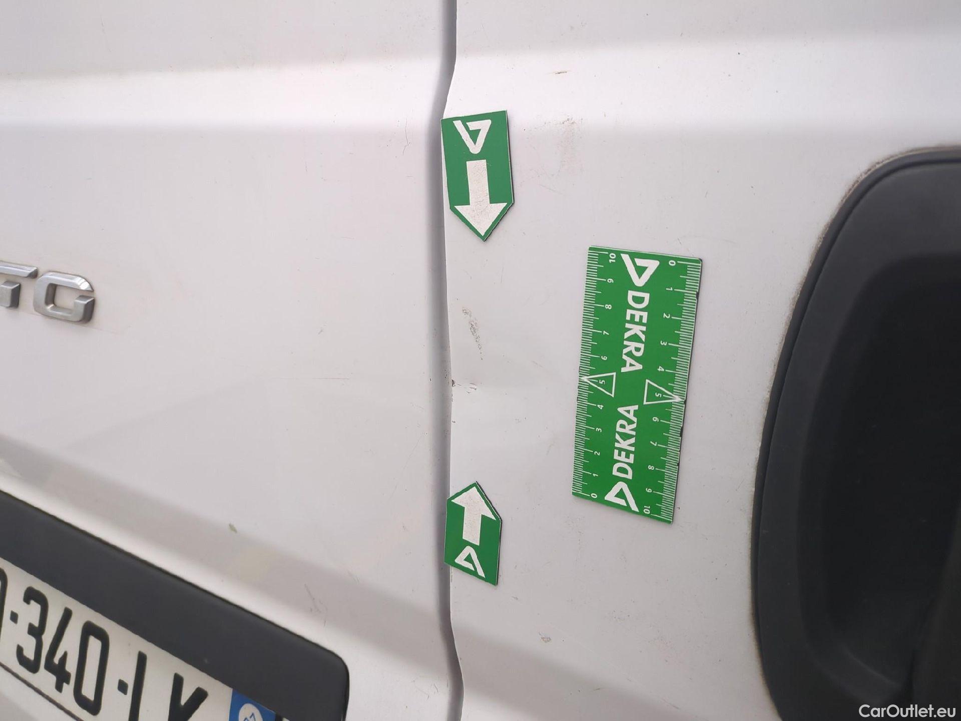  Fiat  Ducato FIAT  / 2014 / 4P / Fourgon tôlé 3.0 M H2 2.3 Multijet 120 Pack Pro Nav #38